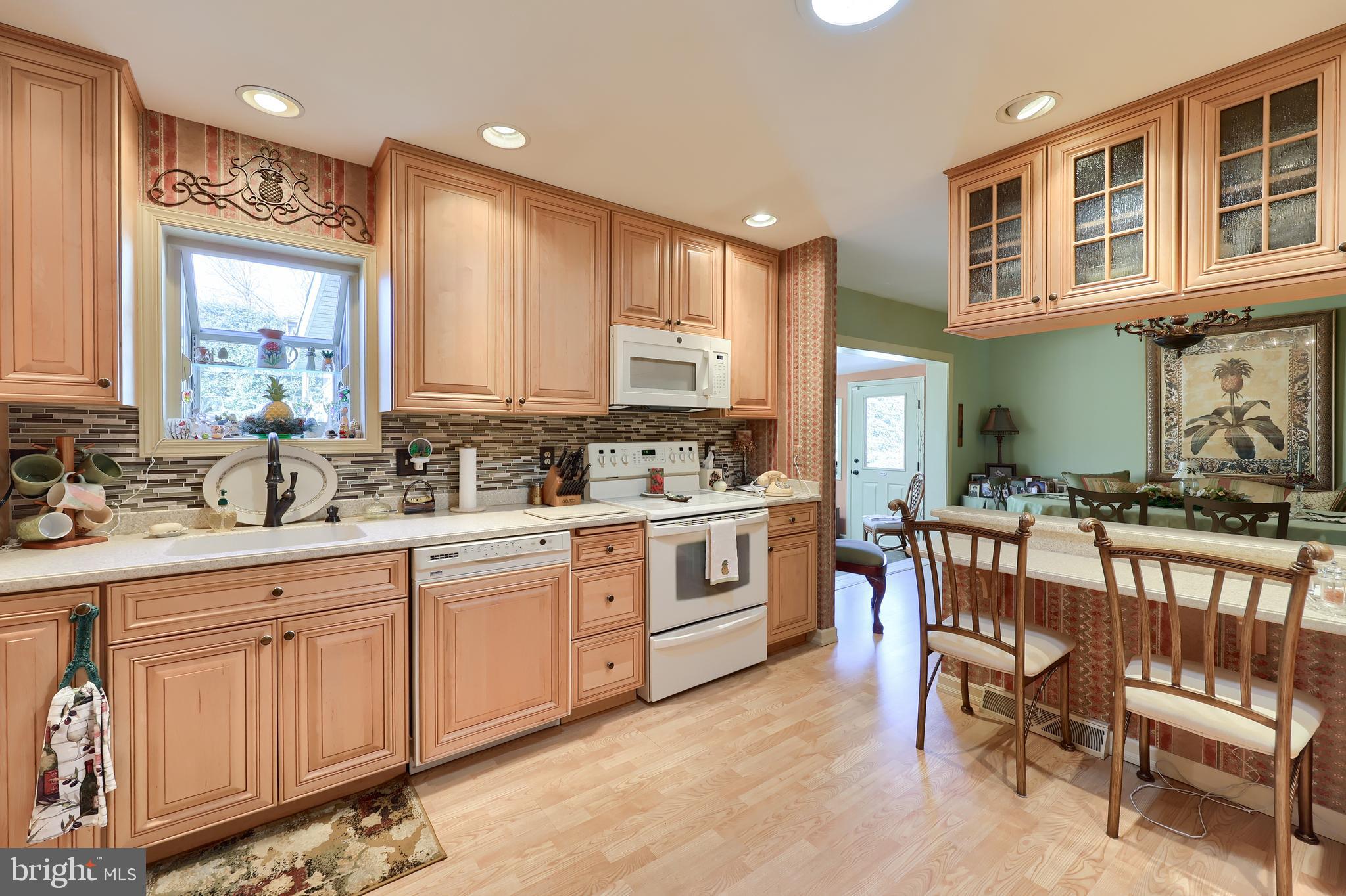 1 Mayapple Dr