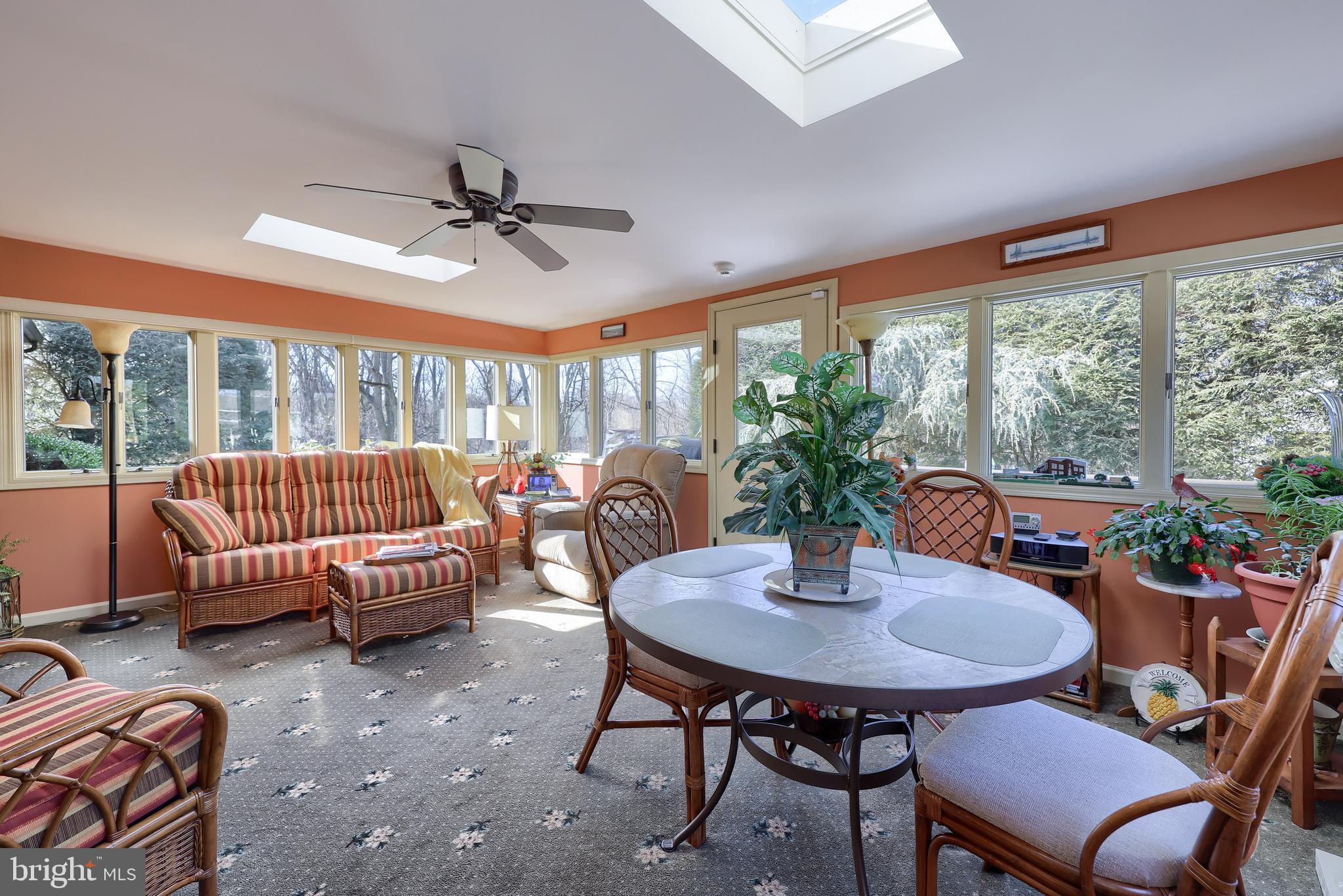 1 Mayapple Dr