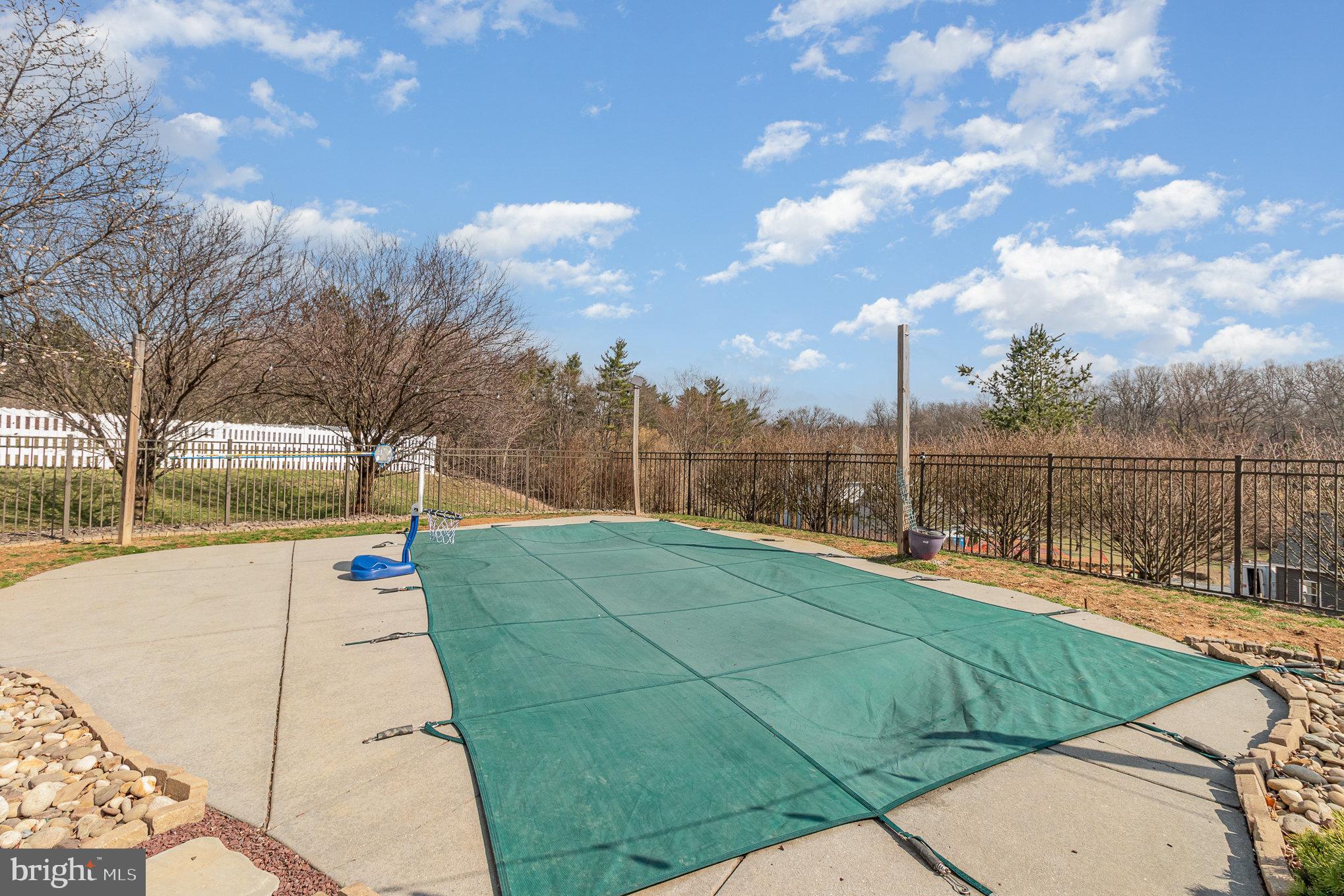 7273 Olde Mill Rd