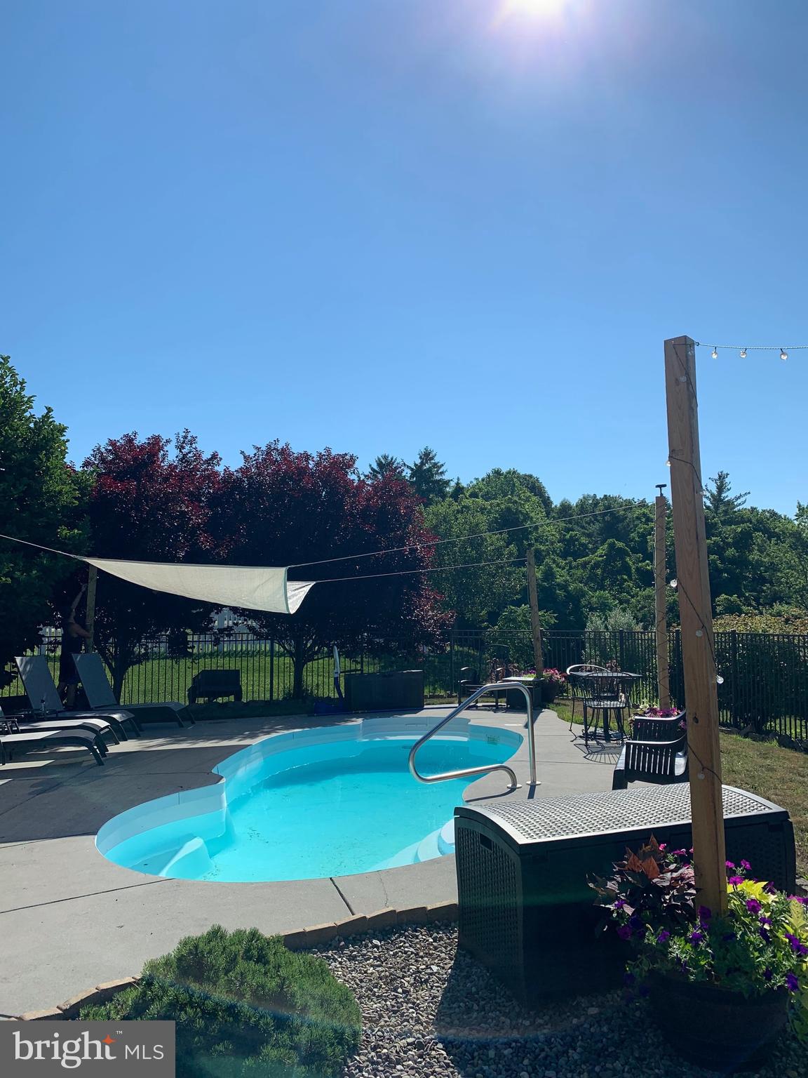 7273 Olde Mill Rd