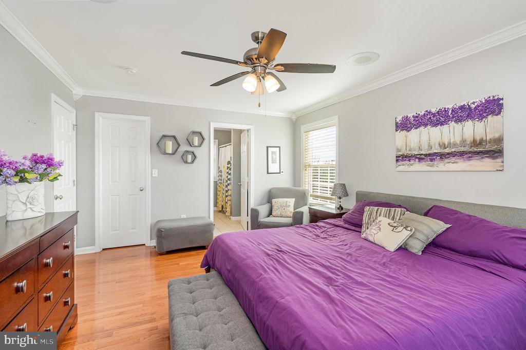 7273 Olde Mill Rd
