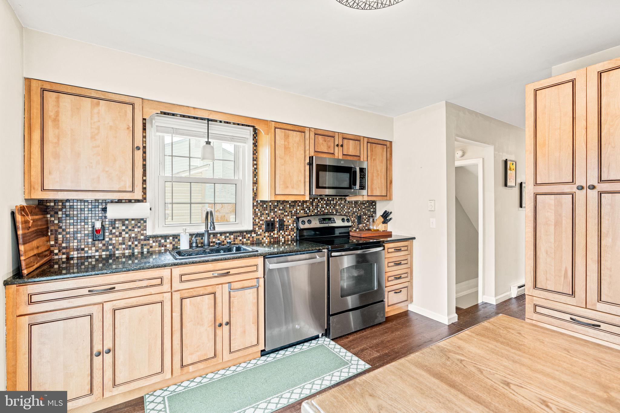 1379 Wandering Way