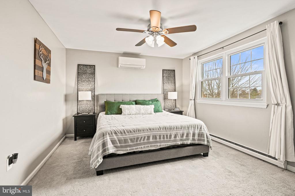 1379 Wandering Way