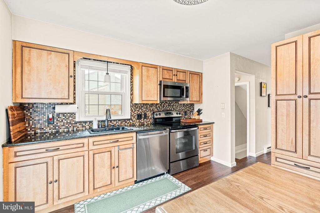 1379 Wandering Way