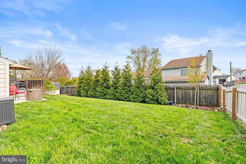 1379 Wandering Way