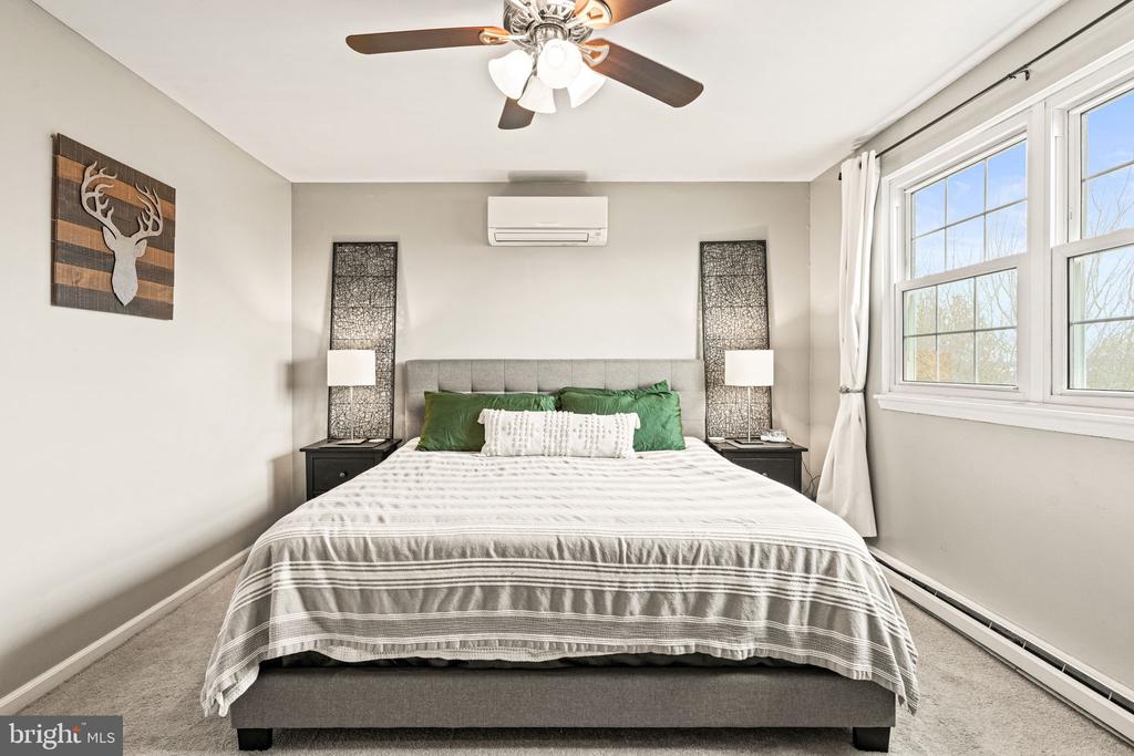1379 Wandering Way