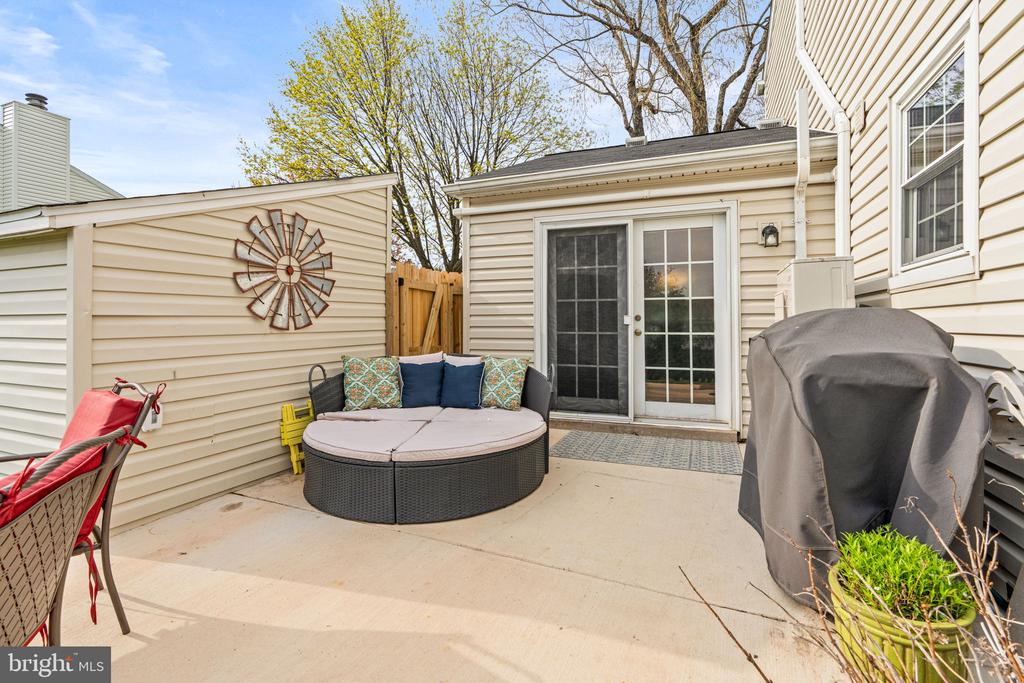 1379 Wandering Way