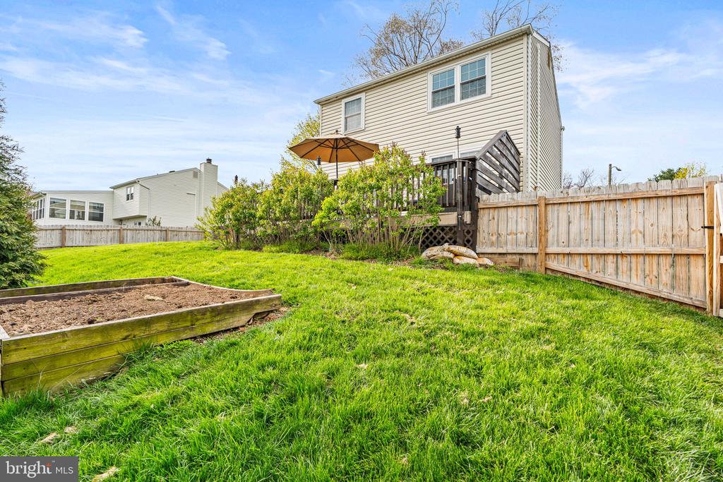 1379 Wandering Way