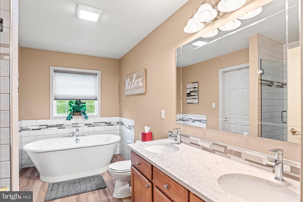 159 Dividing Ridge Rd