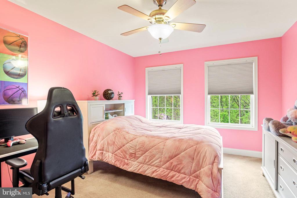 159 Dividing Ridge Rd