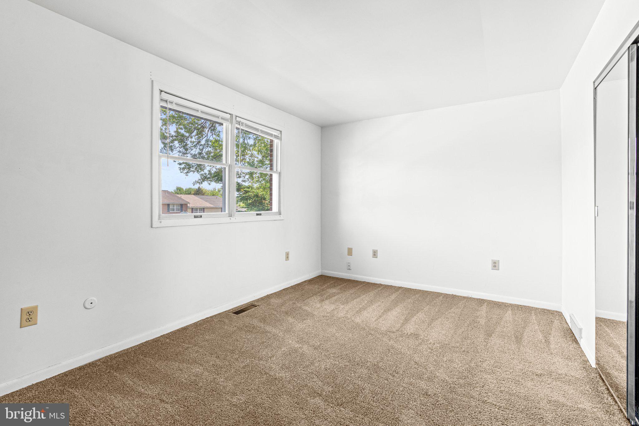 525 Mountain View Rd