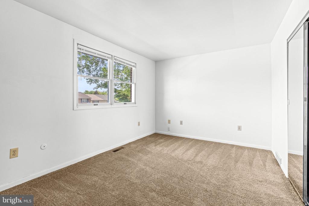 525 Mountain View Rd