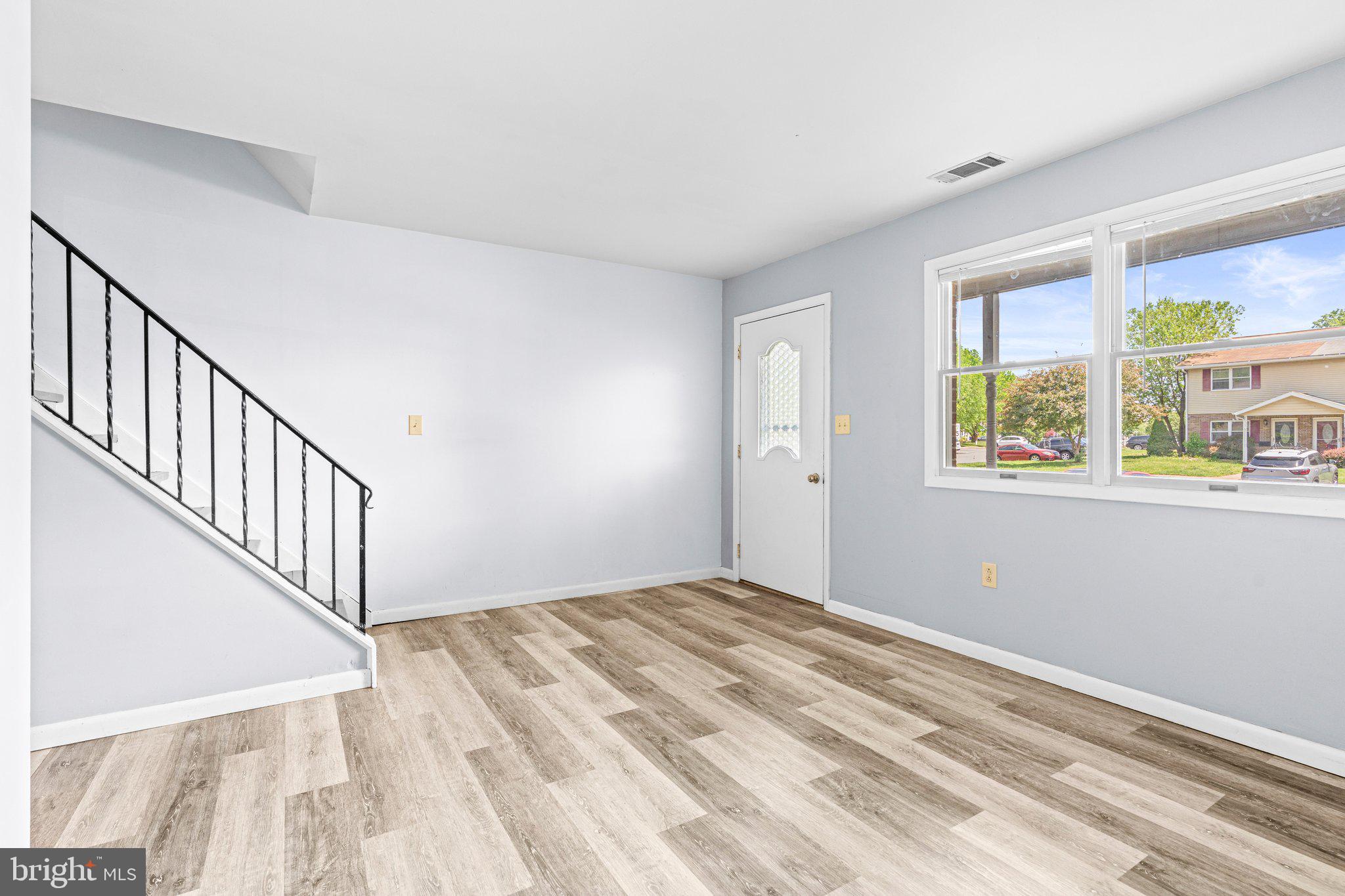 525 Mountain View Rd