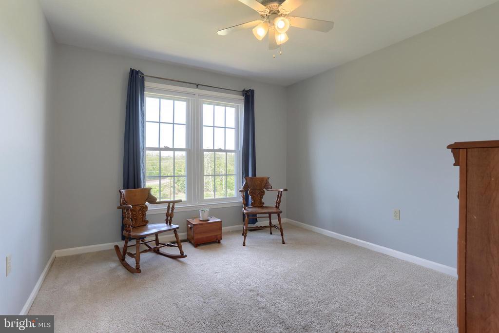 109 Doreen Dr
