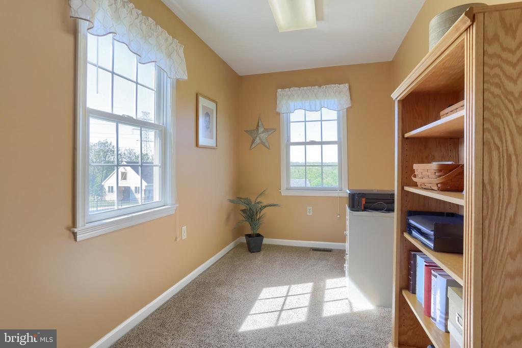109 Doreen Dr