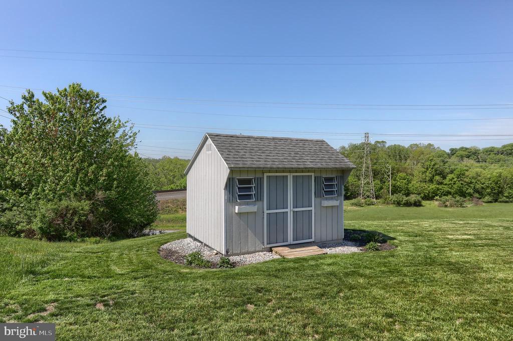 109 Doreen Dr