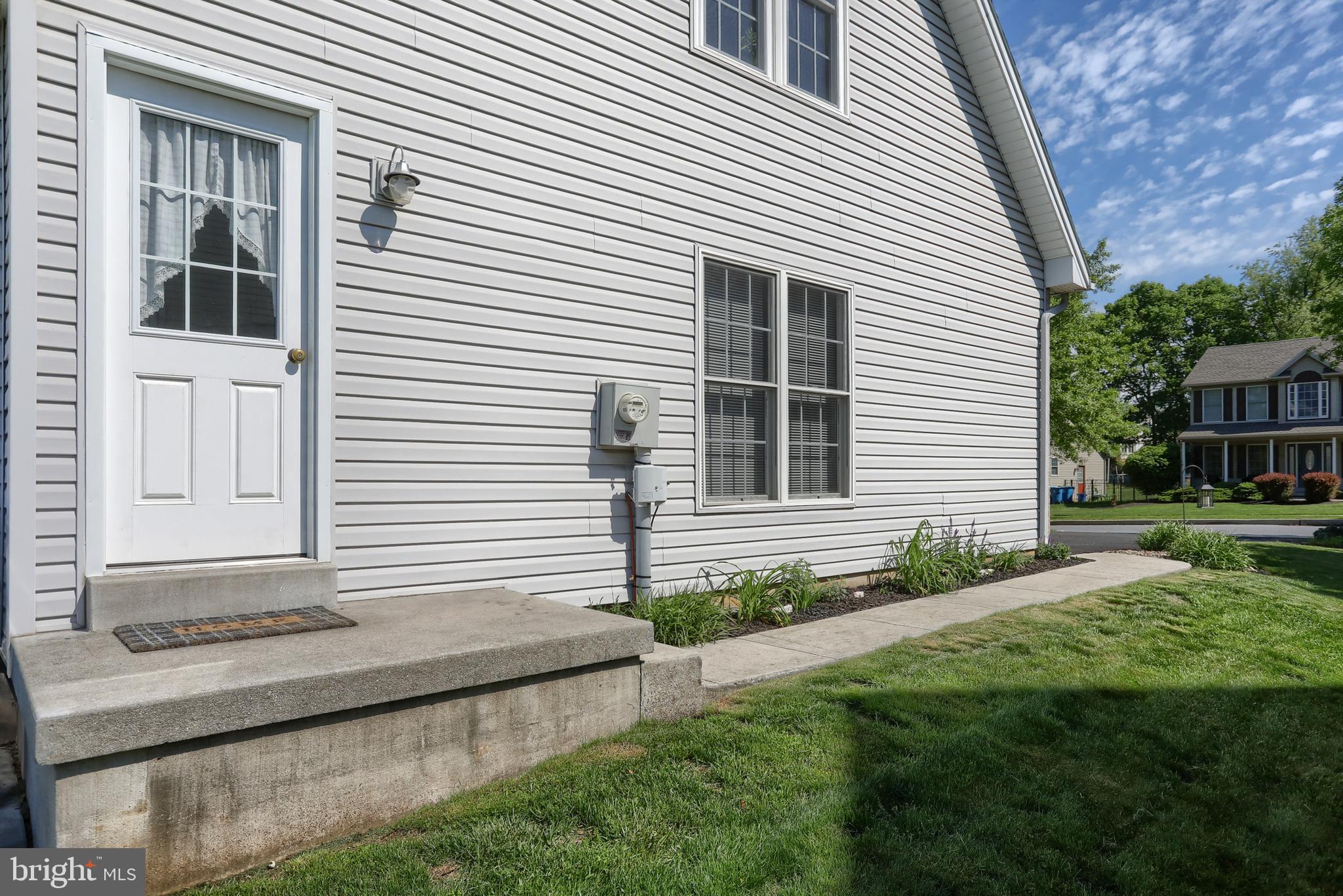 109 Doreen Dr