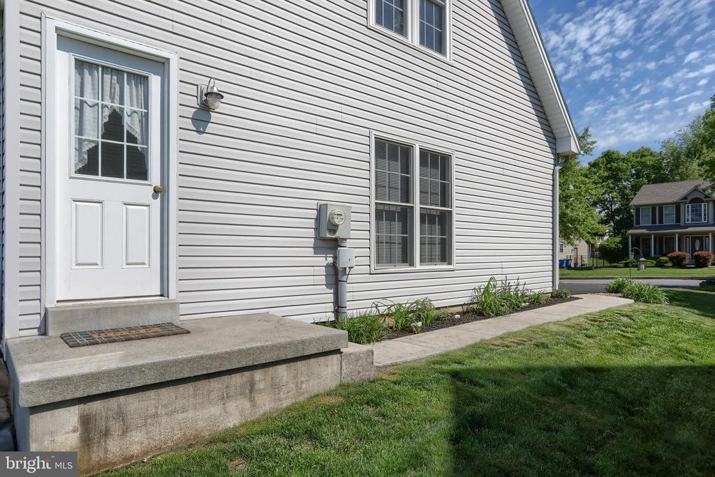109 Doreen Dr