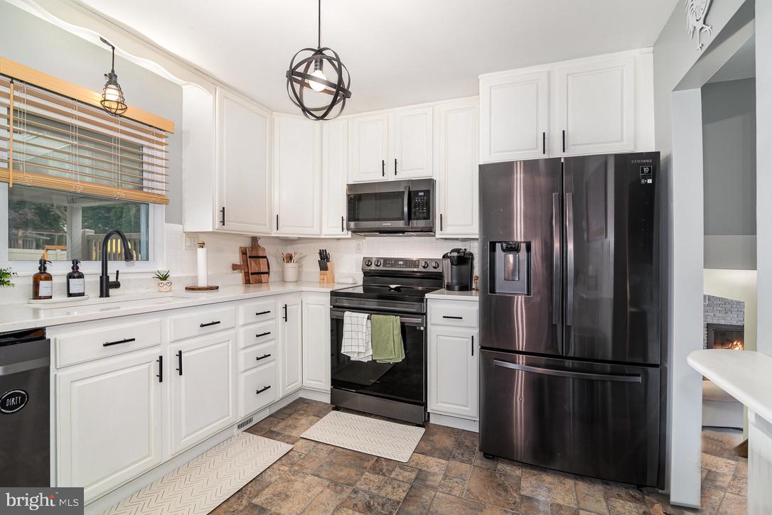 4300 New Hampshire Dr