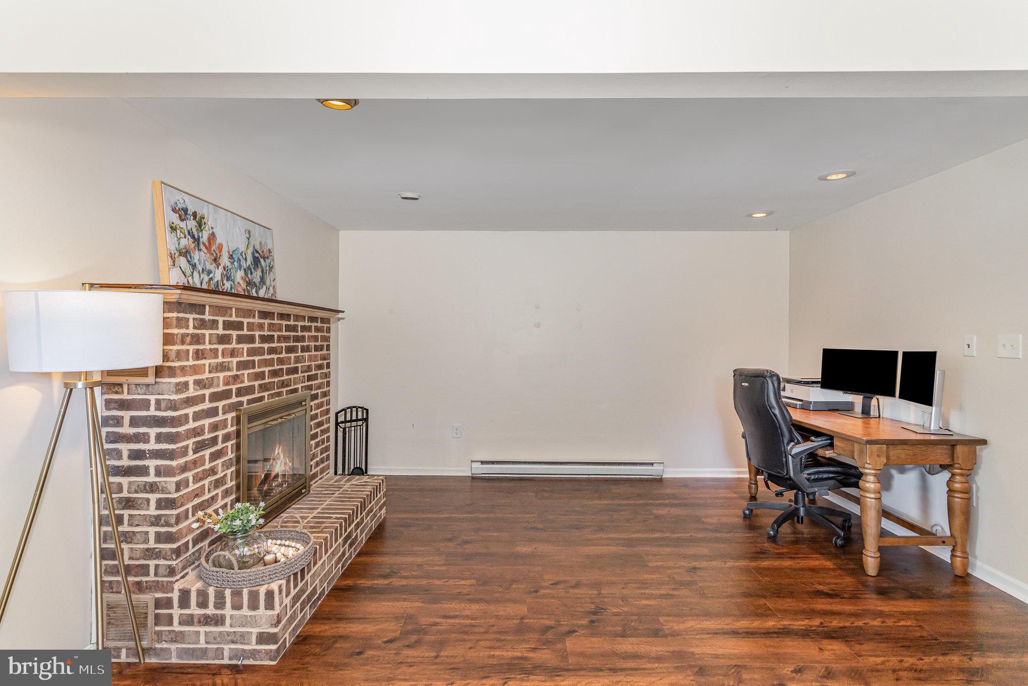 5071 Carrollton Dr
