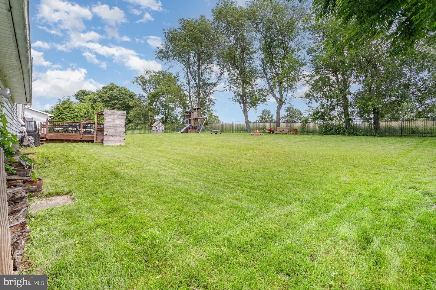 5071 Carrollton Dr