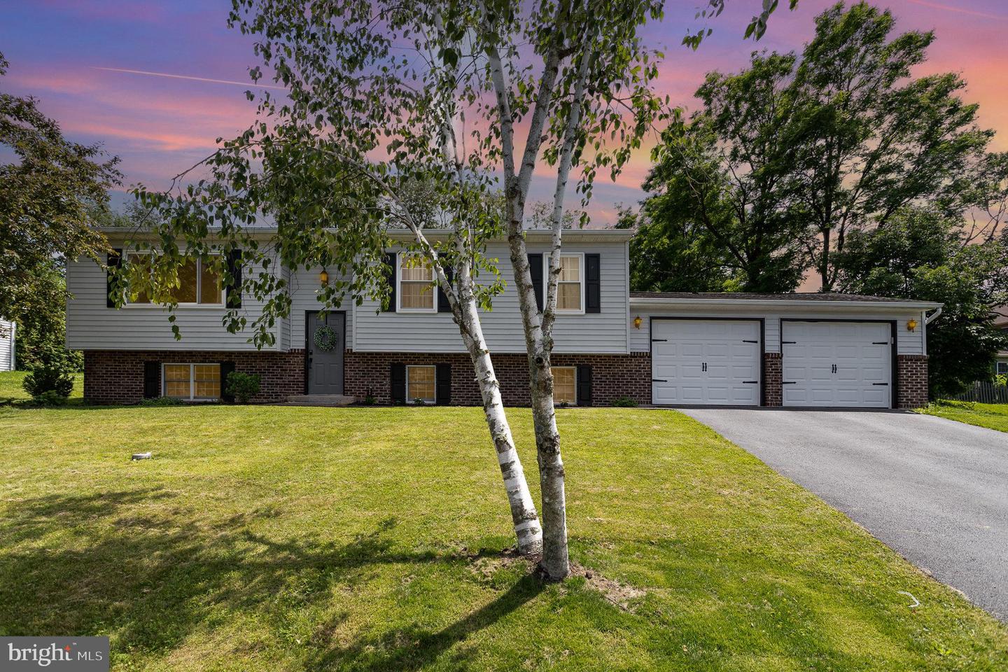 5071 Carrollton Dr