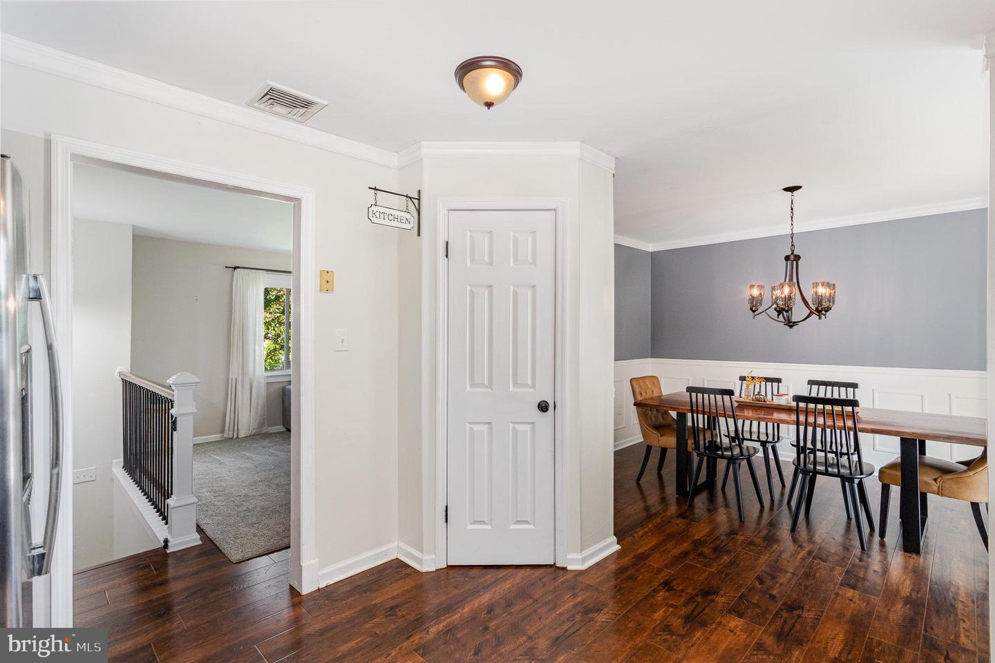 5071 Carrollton Dr