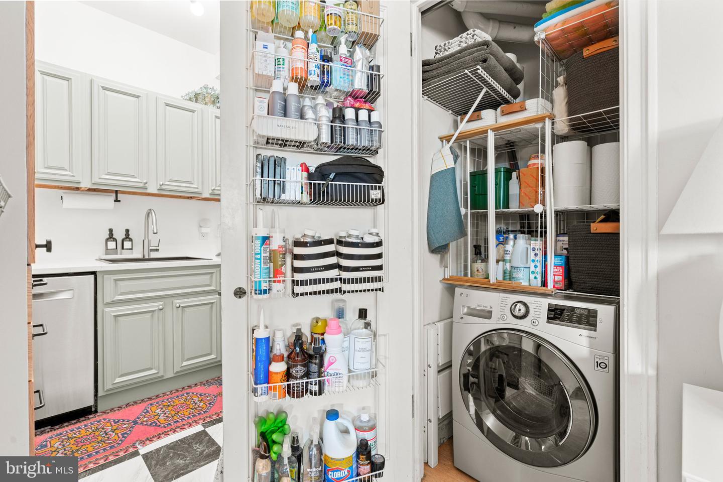 1525 N Front St #506