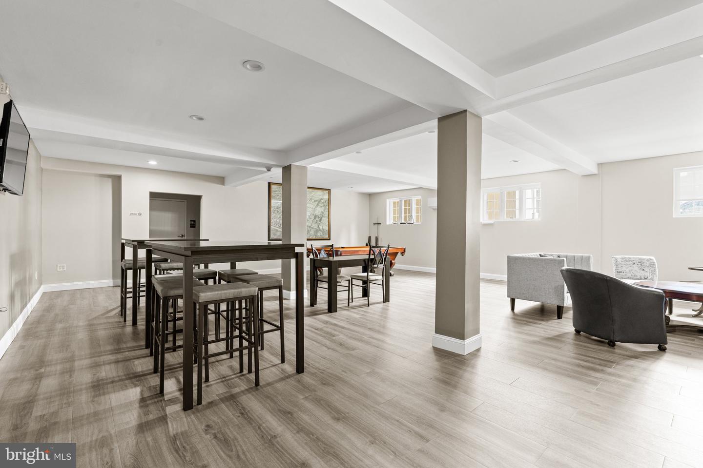 1525 N Front St #506