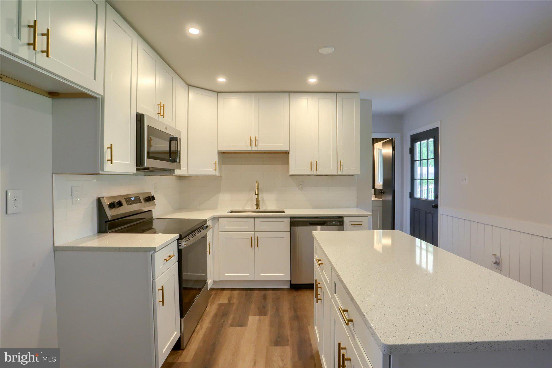 3616 CANTERBURY ROAD
