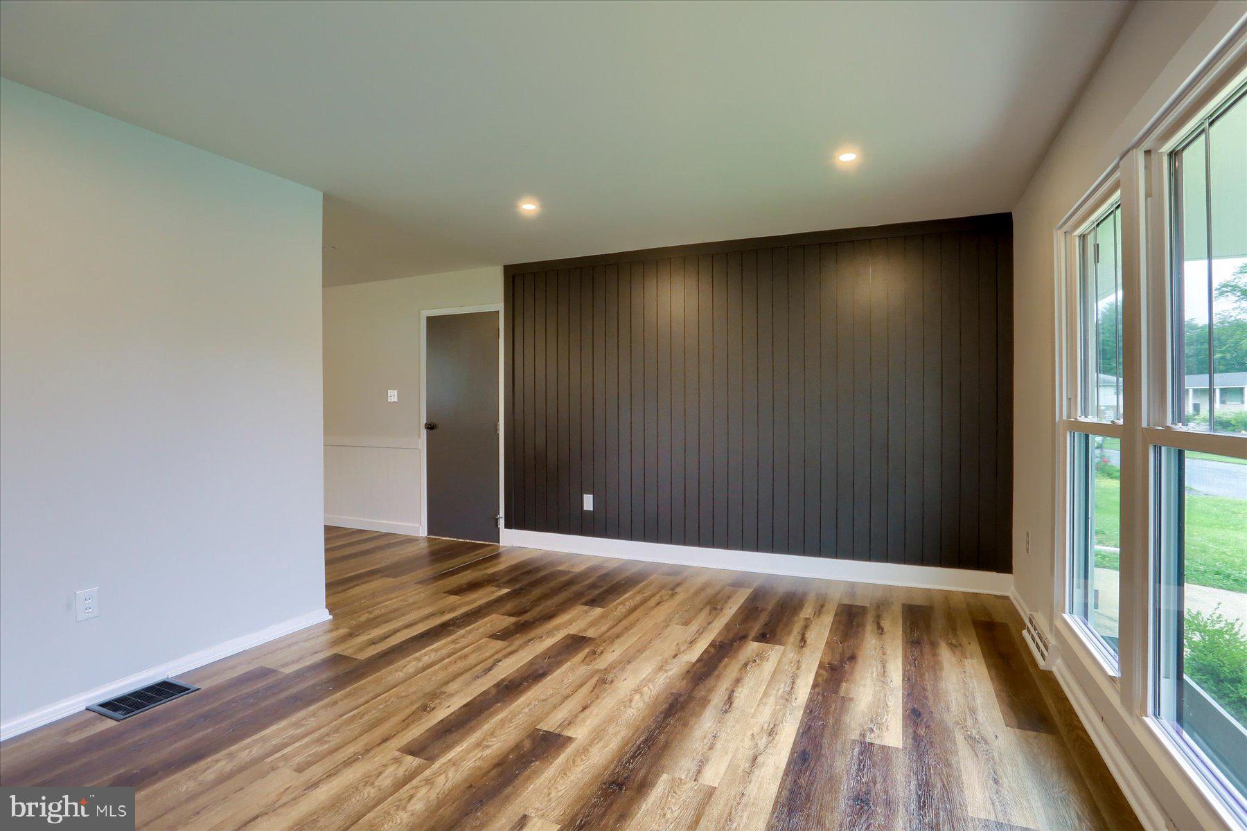 3616 CANTERBURY ROAD