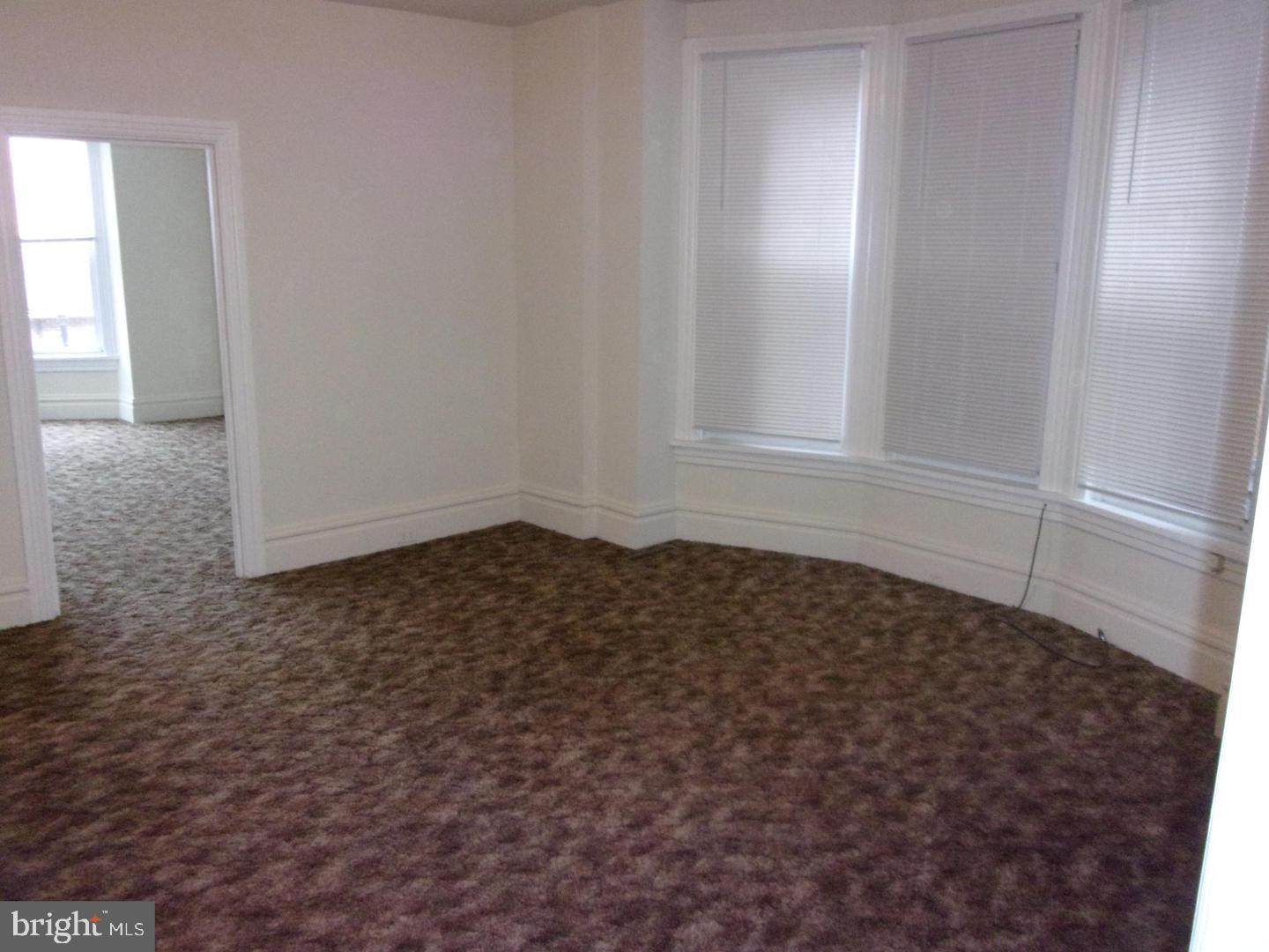 19 N Front St