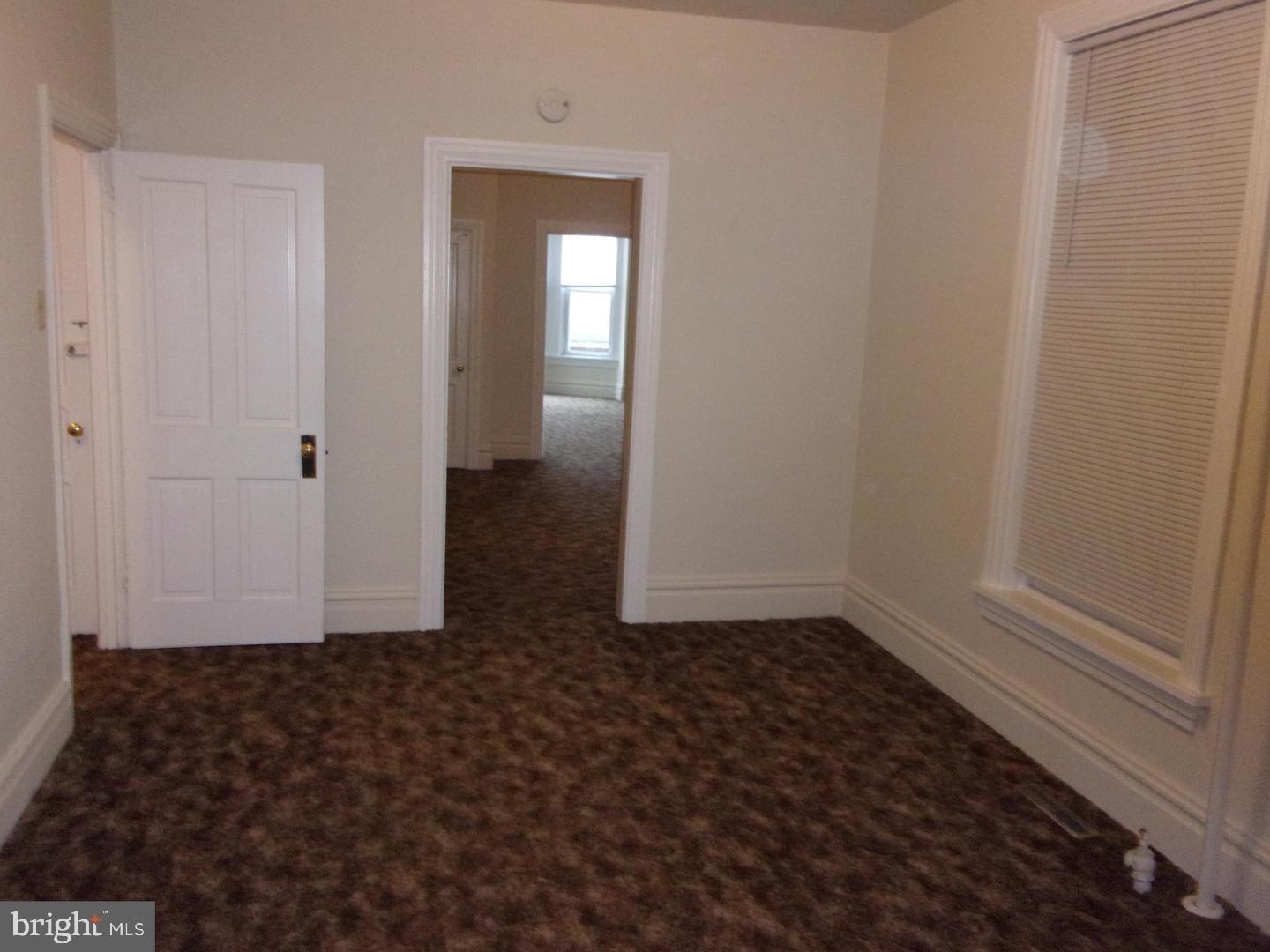 19 N Front St