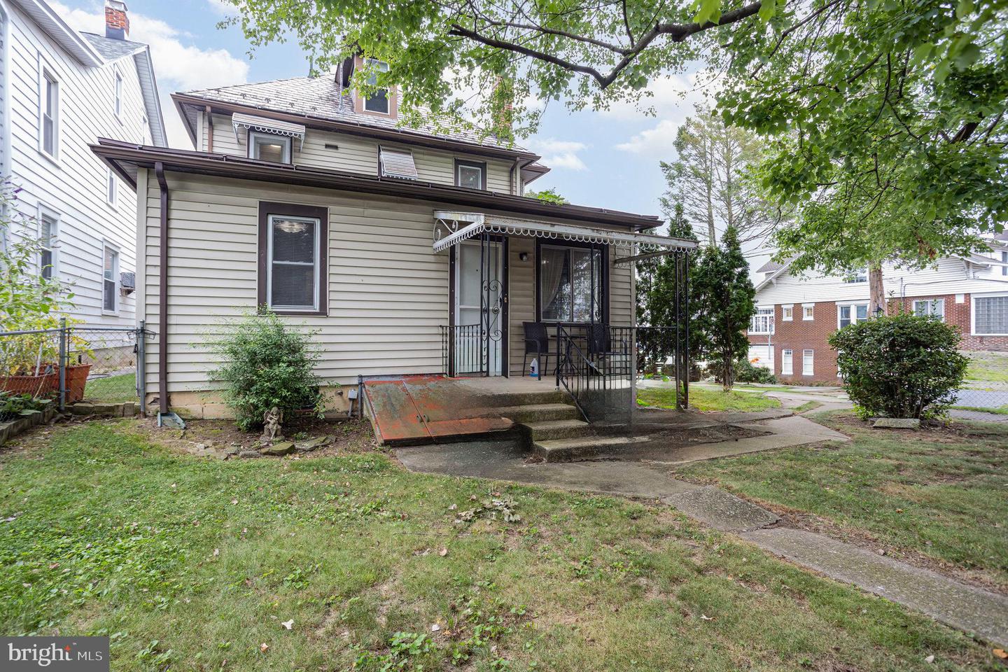 235 S 29th St