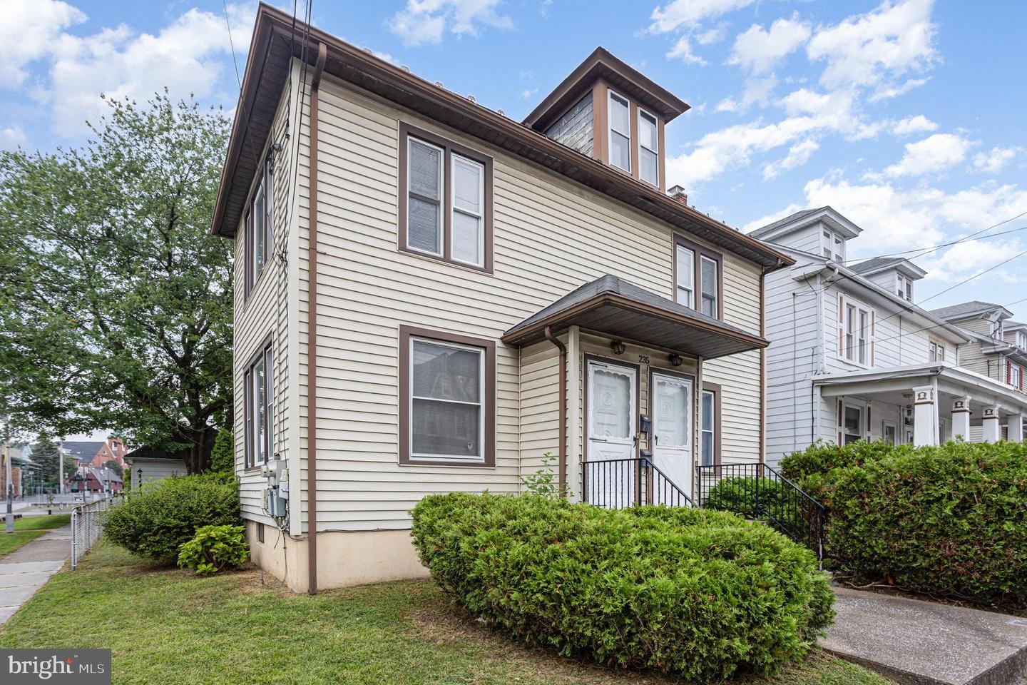 235 S 29th St