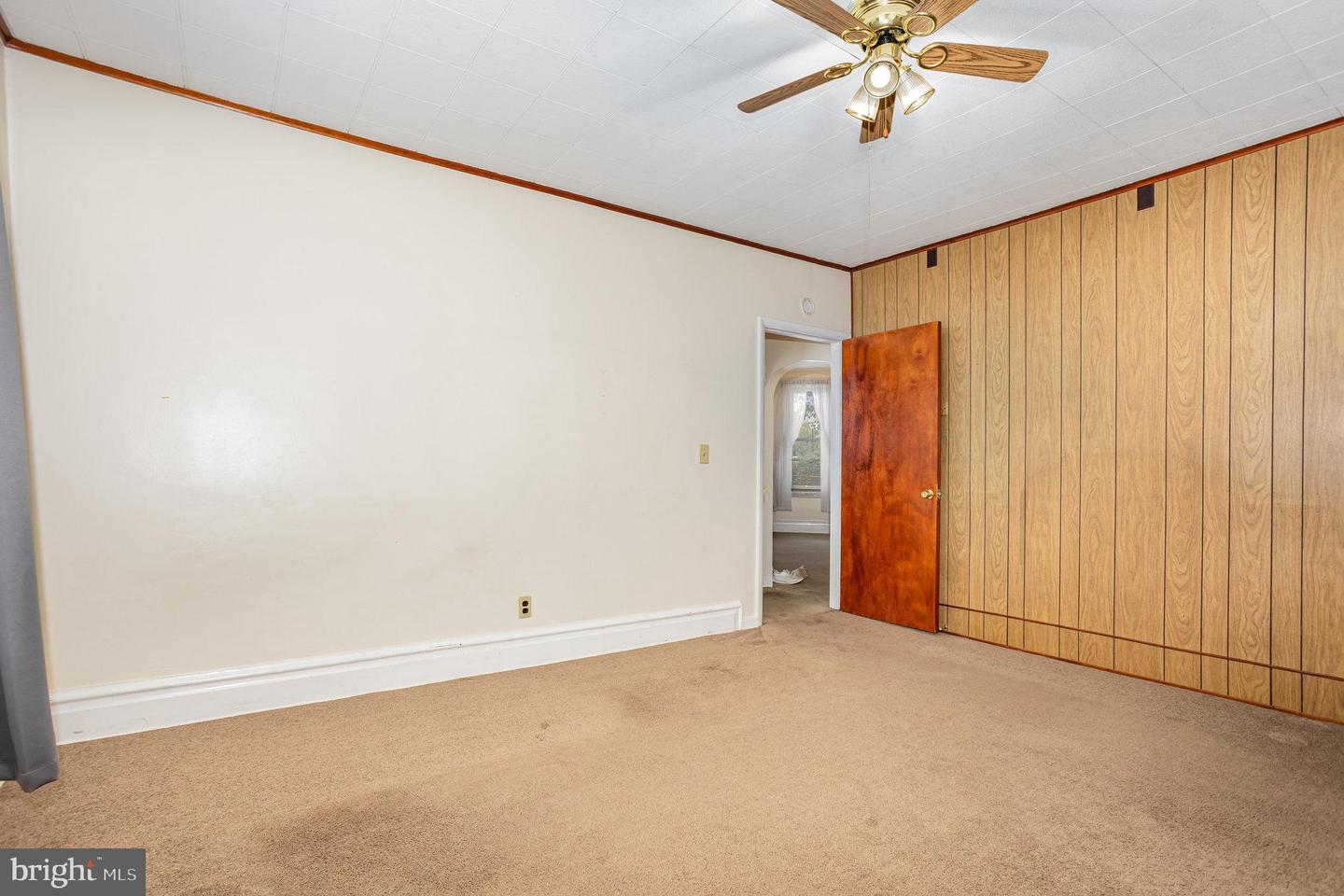235 S 29th St
