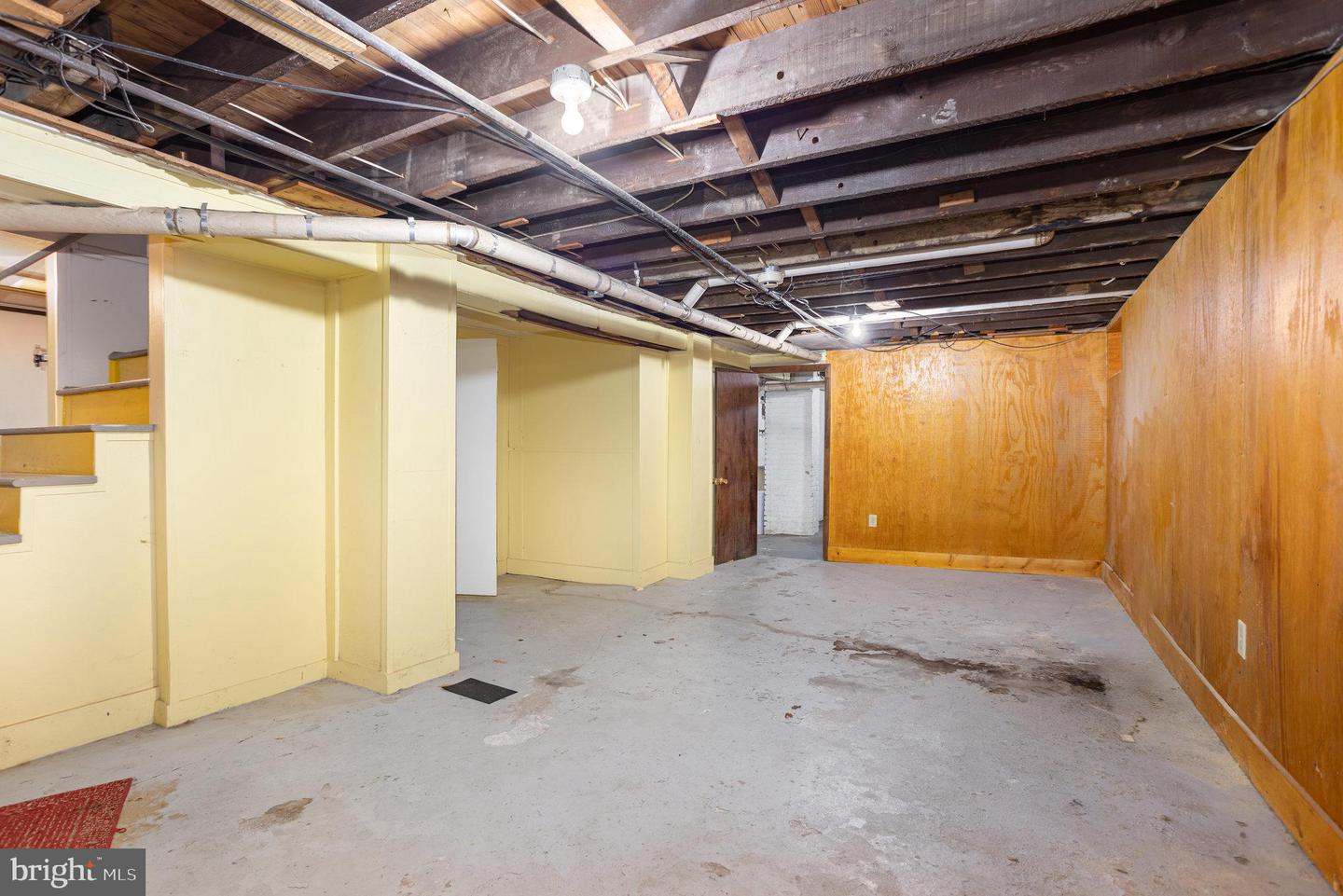 235 S 29th St