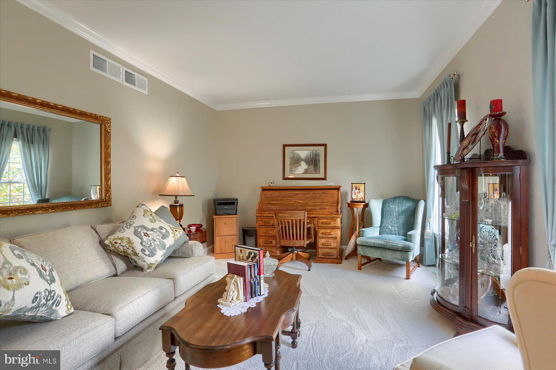 2450 E BAYBERRY DRIVE