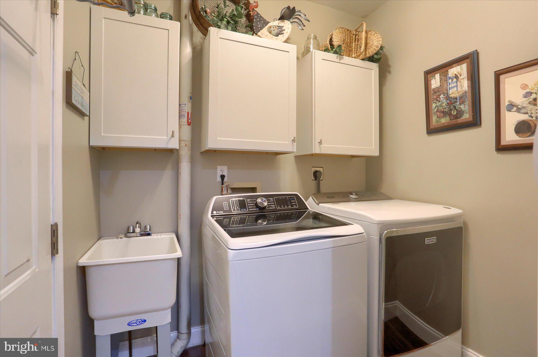 2450 E BAYBERRY DRIVE