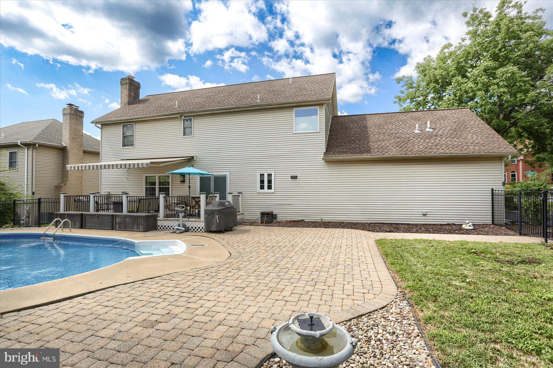 2450 E BAYBERRY DRIVE