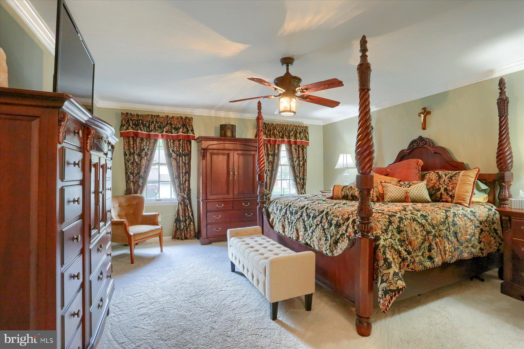 2450 E BAYBERRY DRIVE