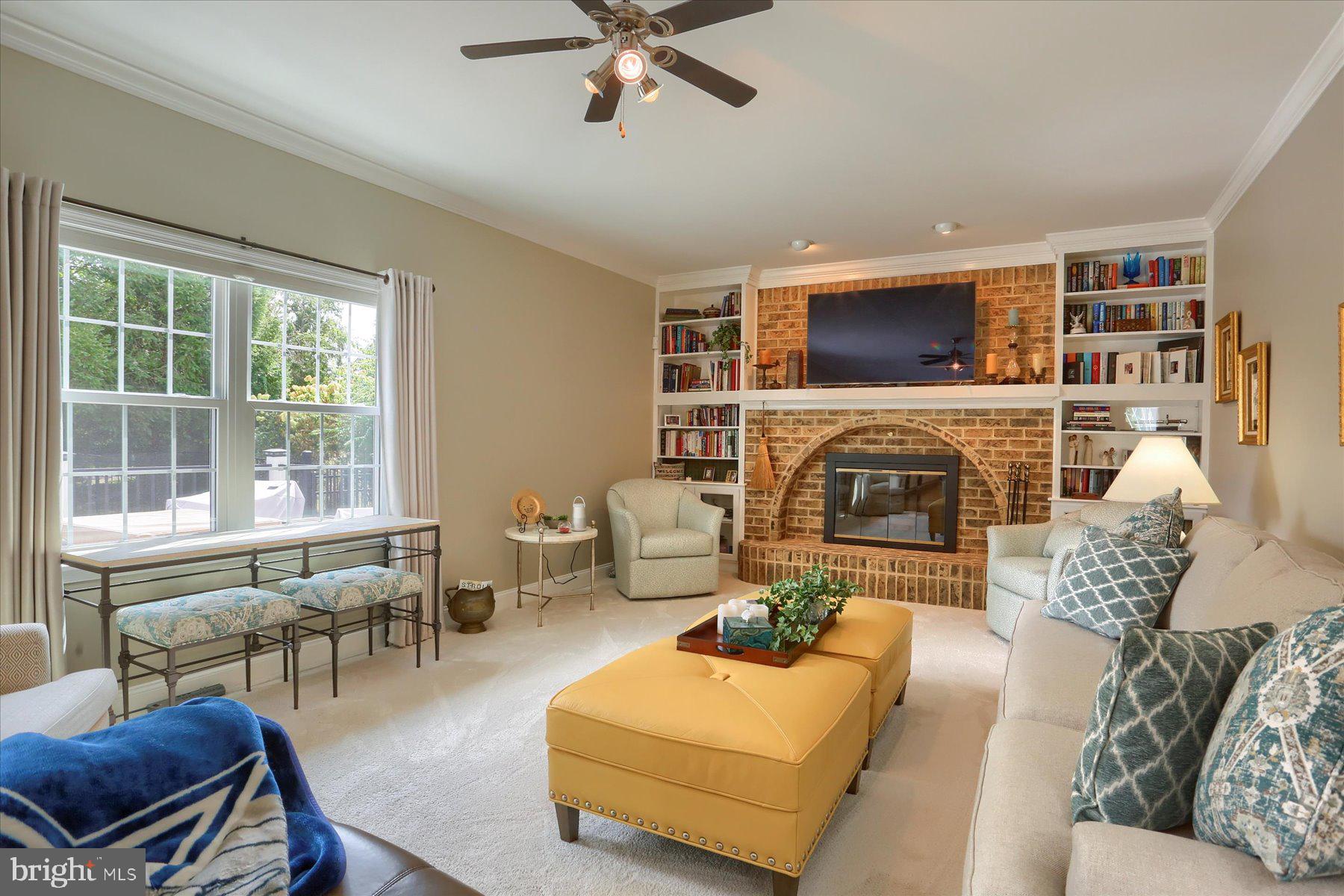 2450 E BAYBERRY DRIVE