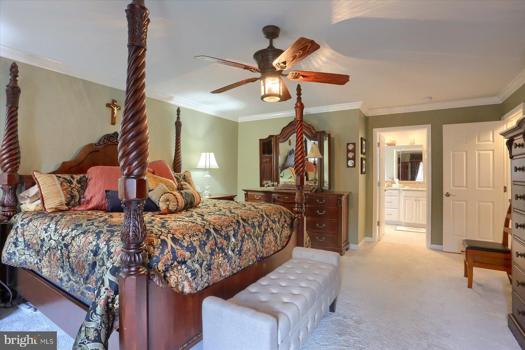 2450 E BAYBERRY DRIVE