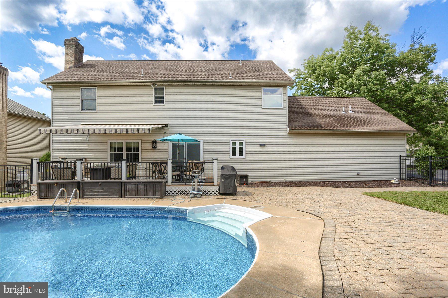 2450 E BAYBERRY DRIVE