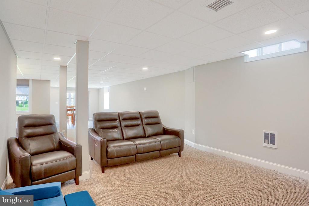 4504 EGRET DRIVE