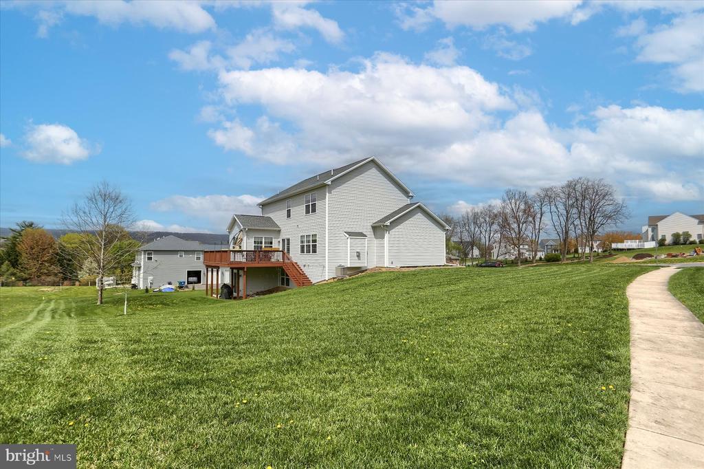 4504 EGRET DRIVE