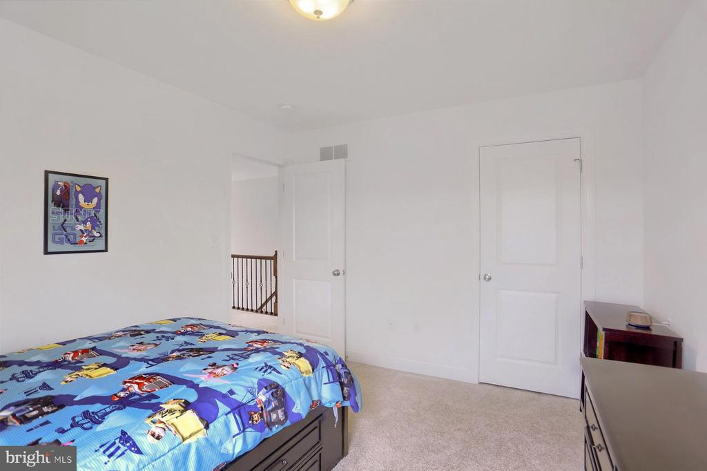 4504 EGRET DRIVE