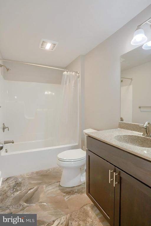 4504 EGRET DRIVE