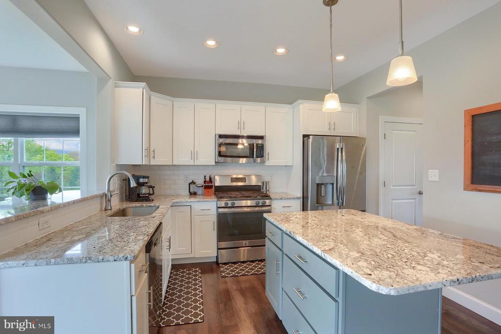 4504 EGRET DRIVE