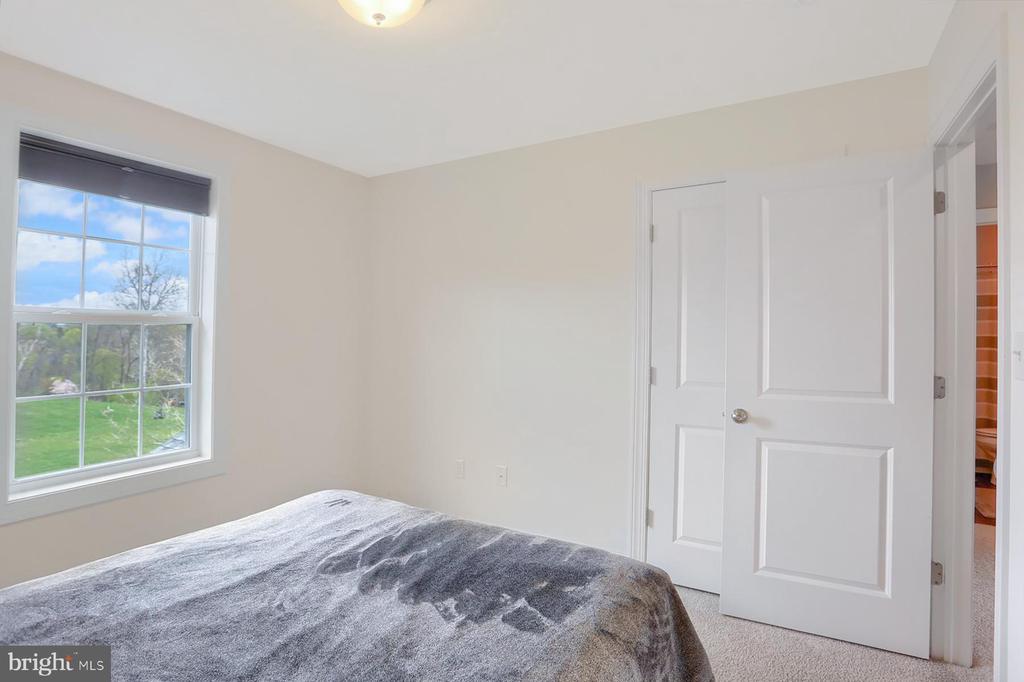 4504 EGRET DRIVE